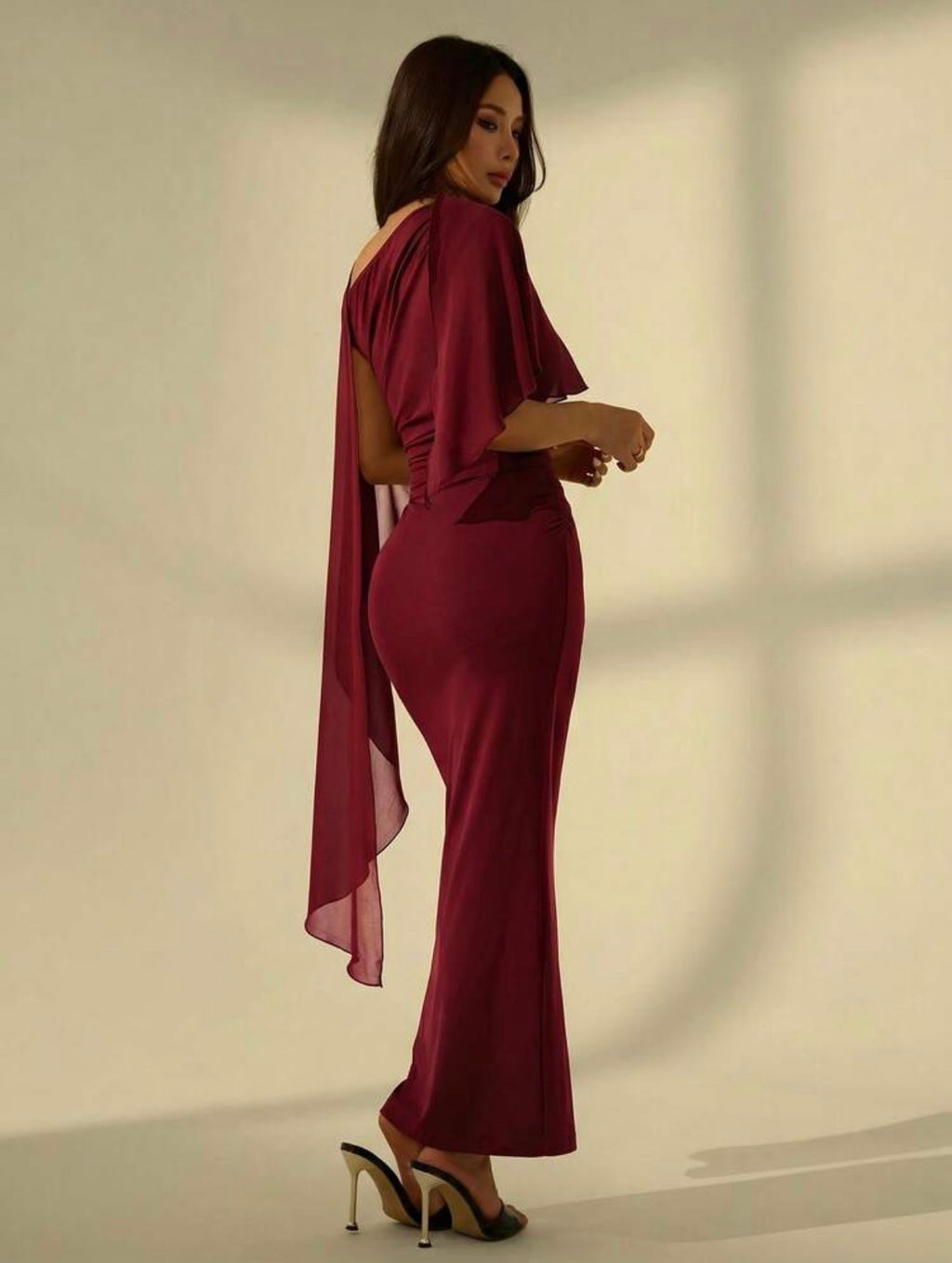 Vestido largo vinotinto ajustado