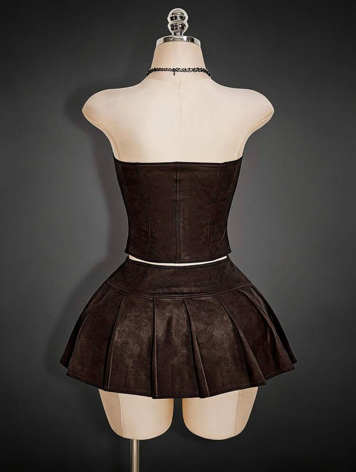 Conjunto de top y falda marron