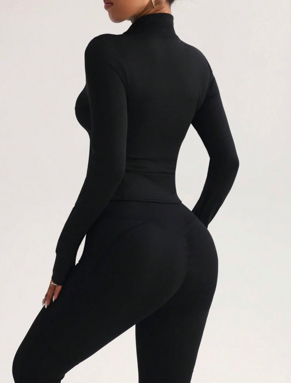 Chaqueta deportiva negra
