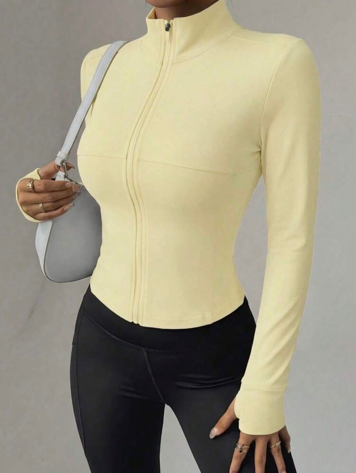 Chaqueta deportiva, amarilla