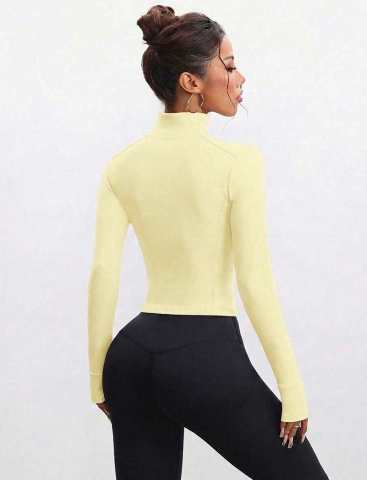 Chaqueta deportiva, amarilla