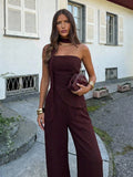 Conjunto vinotinto asimetrico