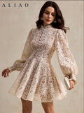 vestido corto beige encaje manga larga
