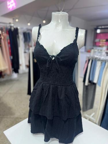 Vestido negro aeropostale