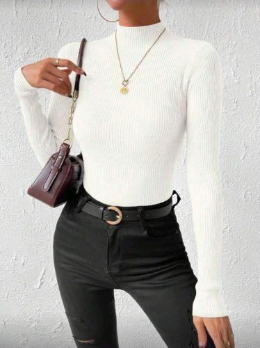 Sueter blanco acanalado