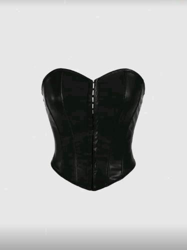 Corset tipo corazon de cuerina negro