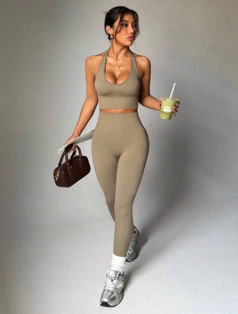 Conjunto deportivo de top