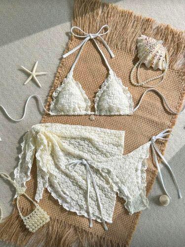 Traje de baño con pareo