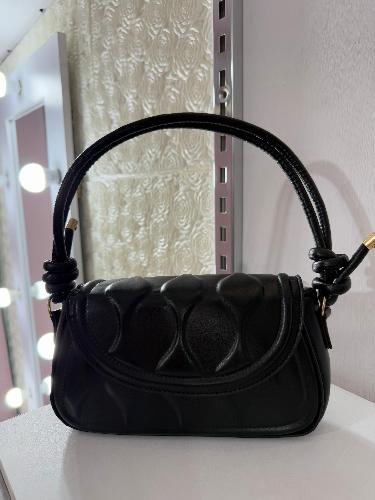 Cartera negra 001