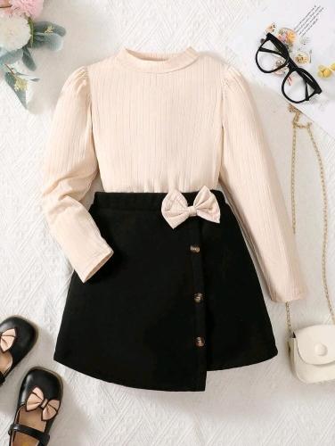 Conjunto falda y blusa manga larga T4