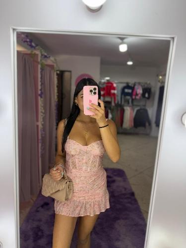 Vestido rosa con estampado