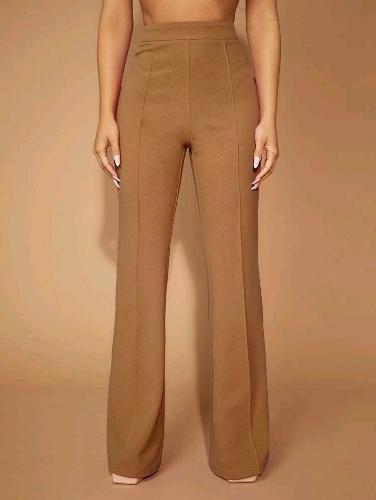 Pantalon color camel M