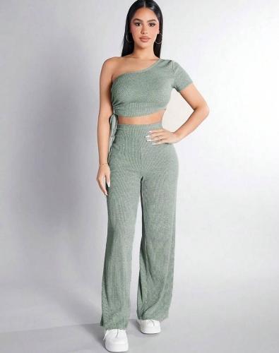 Conjunto deportivo verde menta