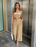 Conjunto beige con detalle en el top