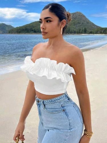 Top con detalle de fleco blanco
